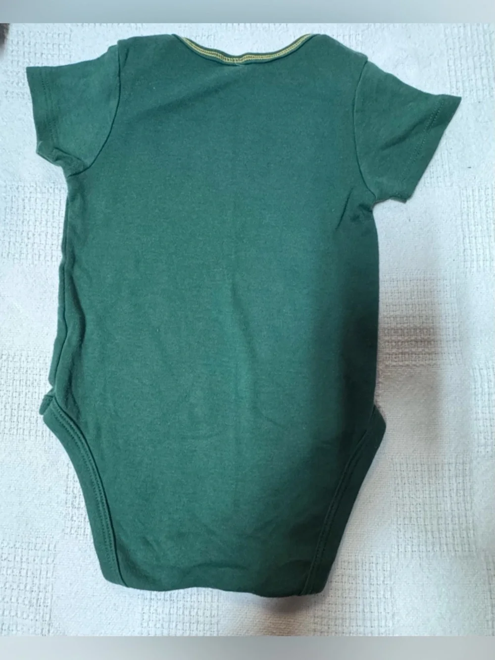 NFL Green Packers 'I'm Set to Play' Baby One-Piece with Yellow Helmet Unixes.